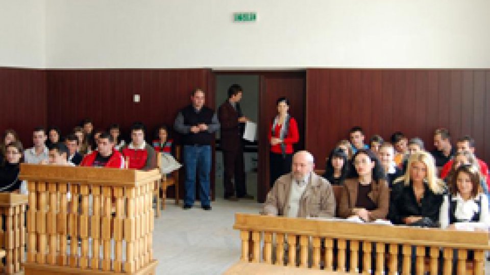 Strategia anticorupţie, în dezbatere publică