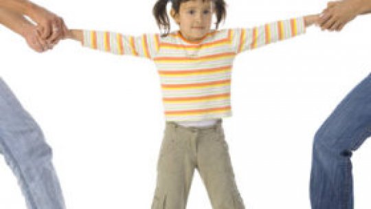 Minorii, puşi în mijlocul divorţului
