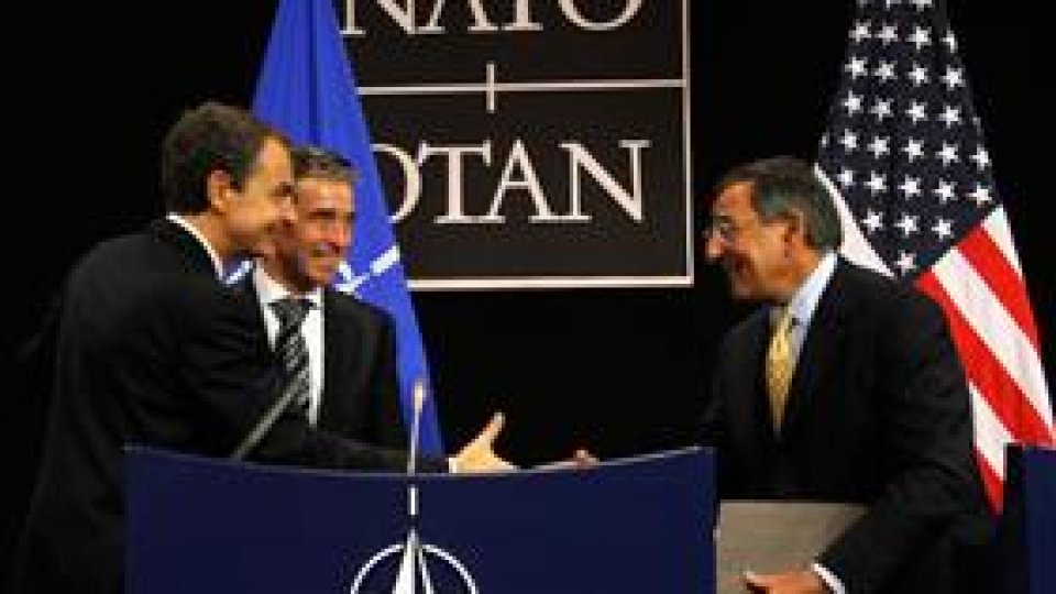 Miniştrii apărării din NATO analizează acţiunile armate