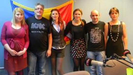 Dragă public, te iubesc!