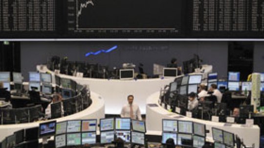 Standard & Poor's a retrogradat Franţa "din greşeală"