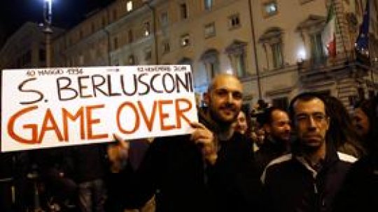 Silvio Berlusconi a demisionat