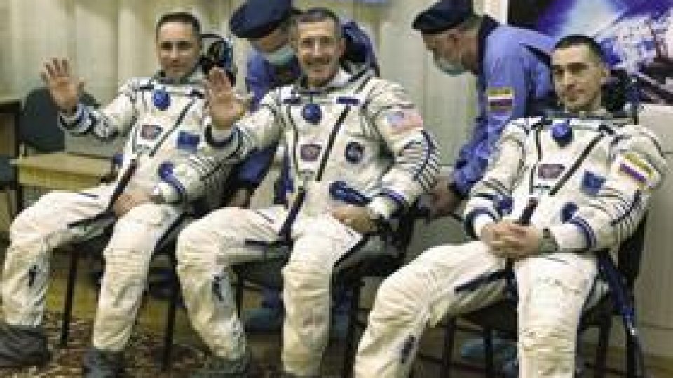Capsula Soyuz a andocat la Staţia Spaţială Internaţională