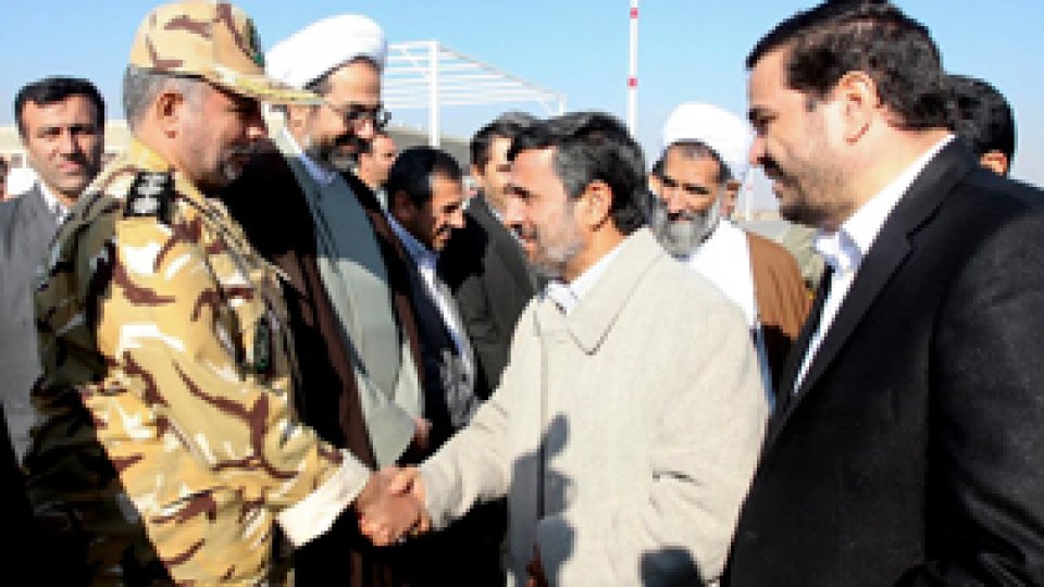 Lumea, Iranul şi bomba