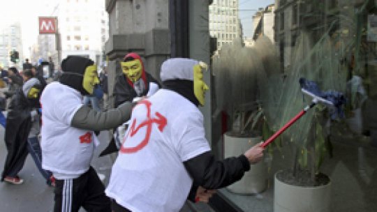 Studenţii din Italia contestă noul guvern
