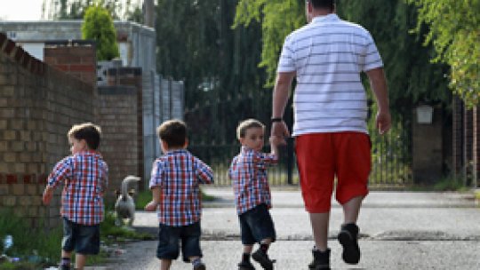 Indemnizaţii retroactive pentru mamele cu gemeni