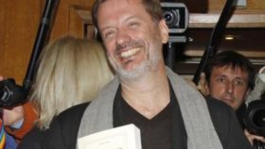 Un profesor de biologie câştigă premiul Goncourt