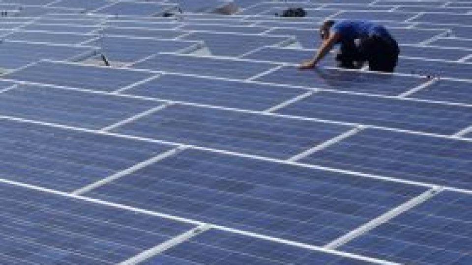 România, locul 13 la investiţii în energie regenerabilă