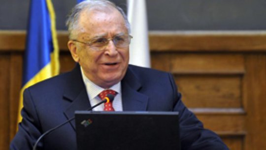 Ion Iliescu, internat la Spitalul Elias