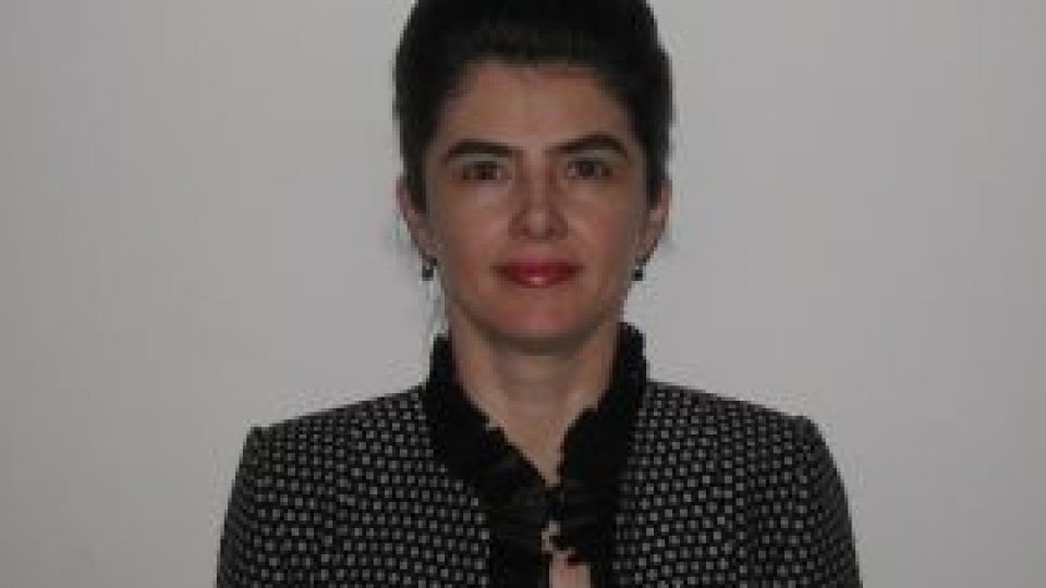 Dr. Mihaela Tomoiu