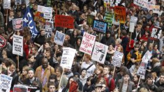 Noi proteste ale studenţilor londonezi