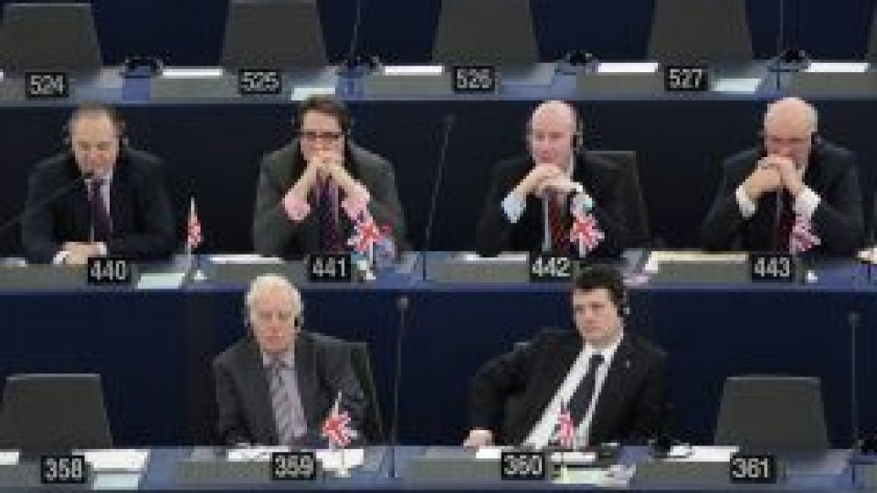 Marea Britanie, criticată de eurodeputaţi