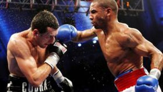 Boxerul Andre Ward se impune în finala Super Six