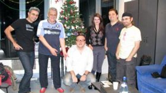 Invitată: formația "Casa Presei"