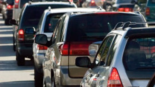 Coadă la Registrul Auto Român