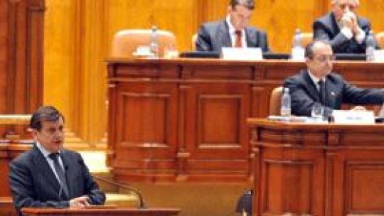 Bugetul pe 2012, "unul al sărăciei şi umilinţei"