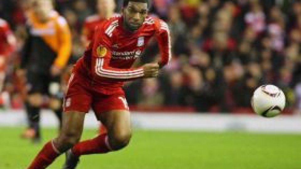 Fotbaliştii britanici, taxaţi pentru comentarii pe Twitter