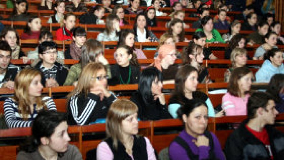 Legea educaţiei nemulţumeşte studenţii