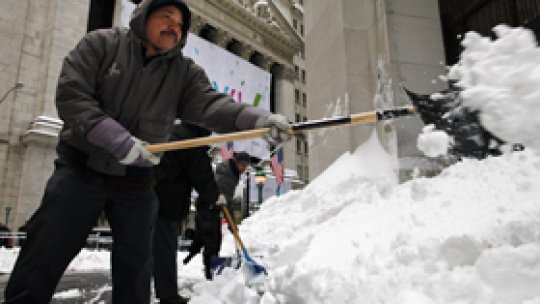 10.000 de zboruri anulate în SUA din cauza viscolului