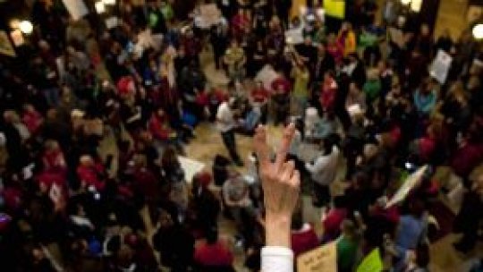 Proteste în Wisconsin faţă de reduceri bugetare