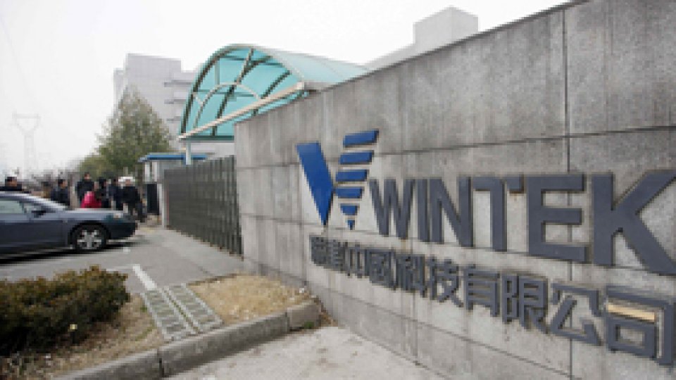 Muncitori chinezi intoxicaţi cer ajutor de la Apple