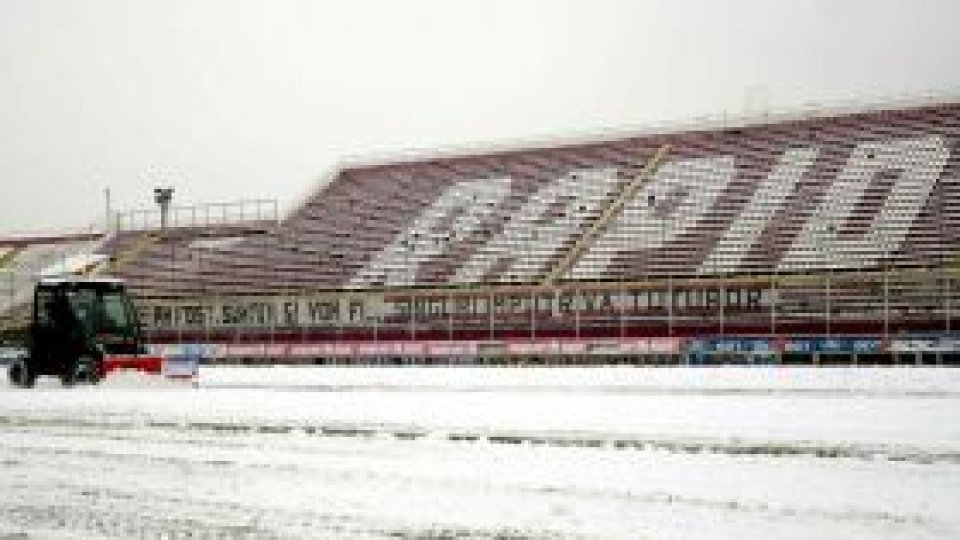 Fotbalul începe pe zăpadă