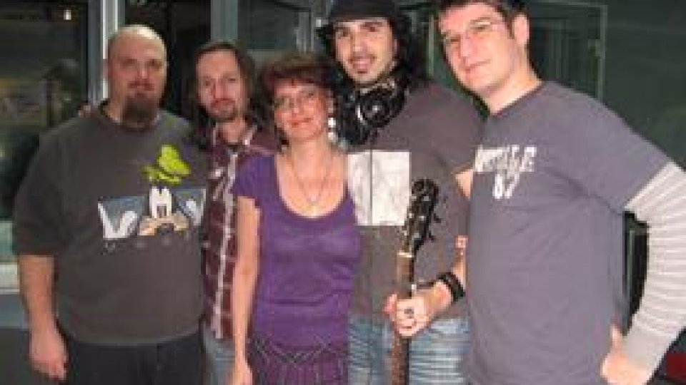 Invitat la "Psihologul muzical": grupul Hara