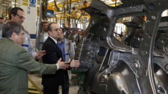 Opoziţia "va depune" o moţiune de cenzură pe Codul Muncii