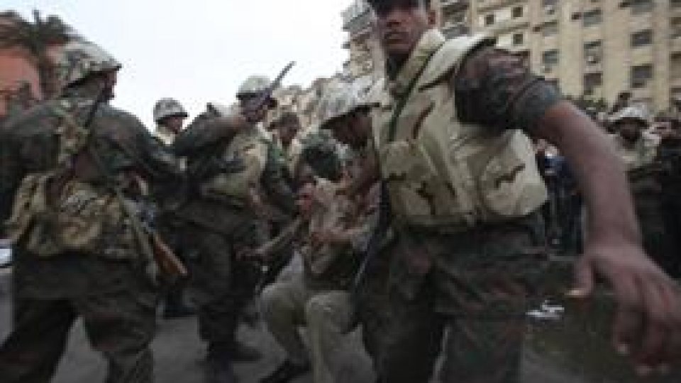 SUA cere armatei egiptene să protejeze ziariştii