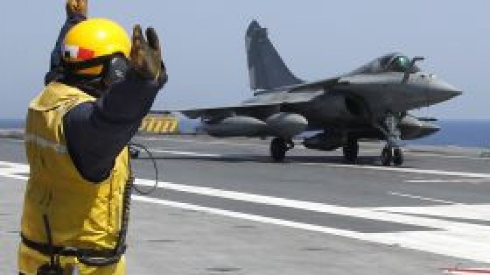 NATO va prelua comanda operaţiunilor militare din Libia