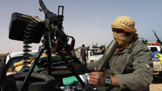 Rebelii din Libia încearcă să profite de intervenţia NATO