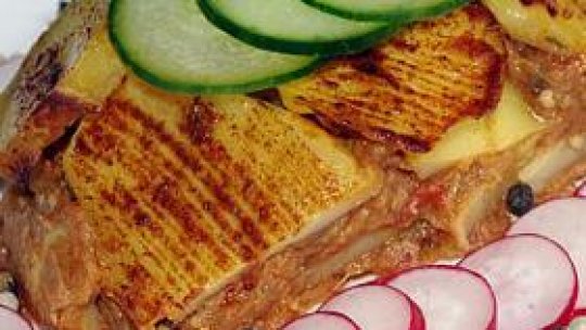 Musaca de cartofi cu legume