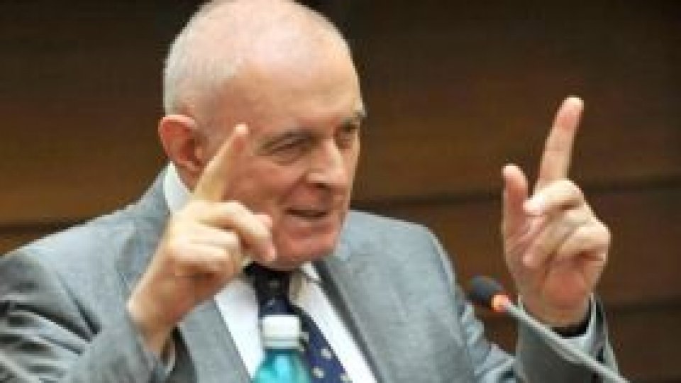 Fluctuaţiile leului "arată că piaţa funcţionează"