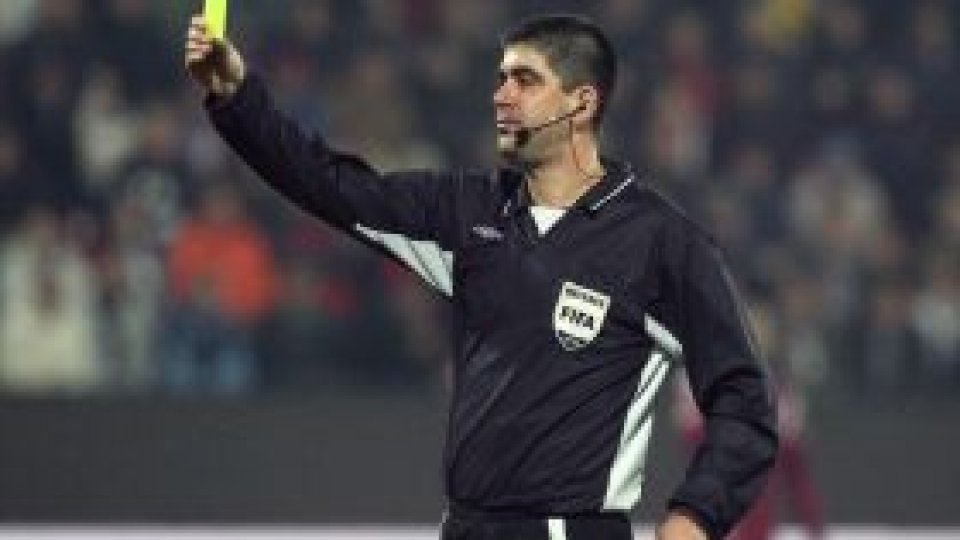 Brigăzi de cinci arbitri la meciurile Euro 2012