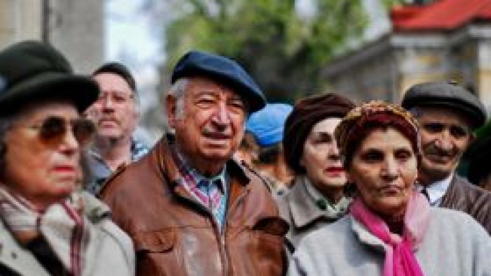 Pensionari căsătoriţi pentru o zi