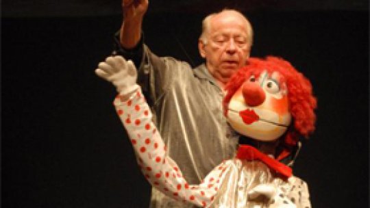 Spectacol 3D cu marionete