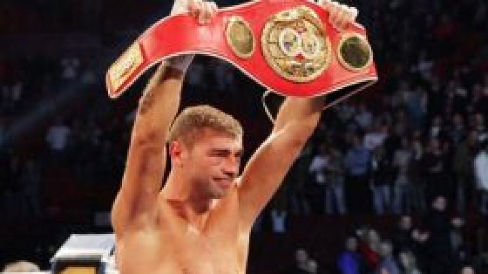 Lucian Bute, boxing live on Radio România Actualităţi