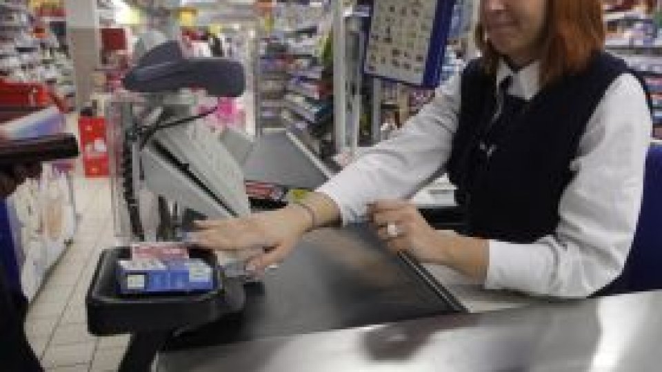 Marea Britanie va interzice expunerea ţigărilor în vitrine