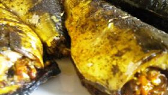 Macrou umplut cu legume