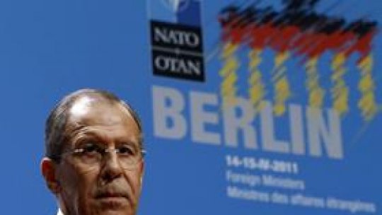 NATO adoptă o nouă politică în relaţia cu statele partenere