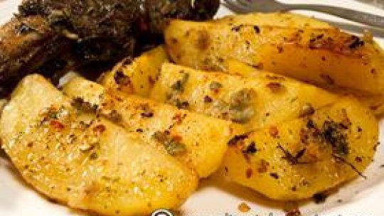 Cartofi picanţi cu muştar şi miere la cuptor