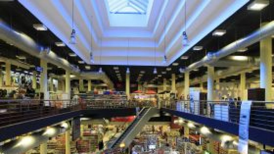 Şase morţi într-un centru comercial din Olanda