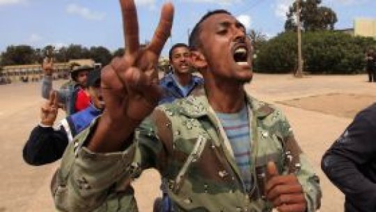Trupele lui Gaddafi, încercuite în oraşul Misrata