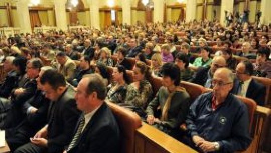 Sancţionarea migraţiei politice "este oportună"