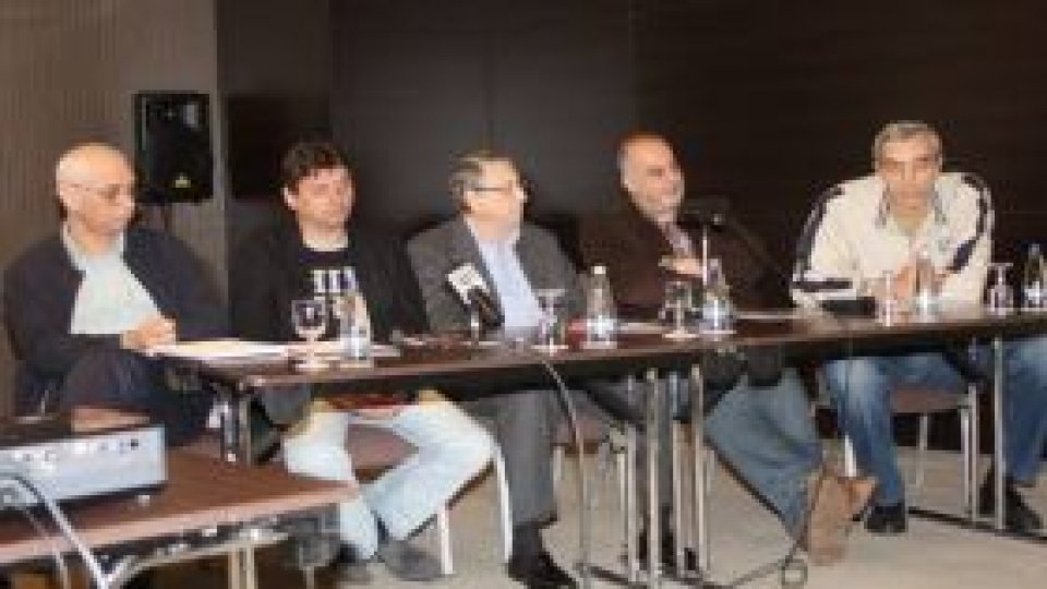 Liceenii, invitaţi să joace baschet