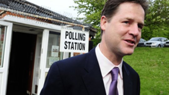 Referendum: britanicii resping schimbarea sistemului de vot