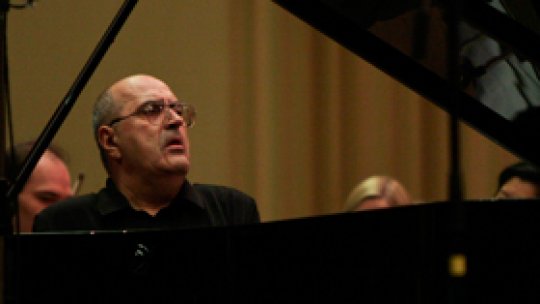 Pianistul Dan Grigore "în bijuterii muzicale"