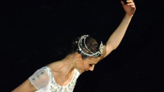 Balerină româncă în Baletul Regal britanic