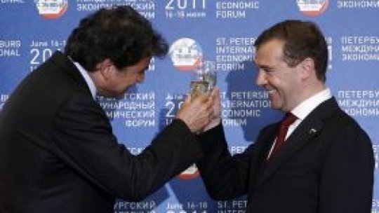 Contract controversat între Rusia şi Franţa
