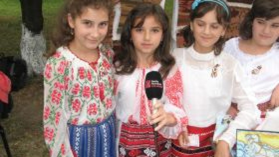 Tabără de creaţie populară în Argeş